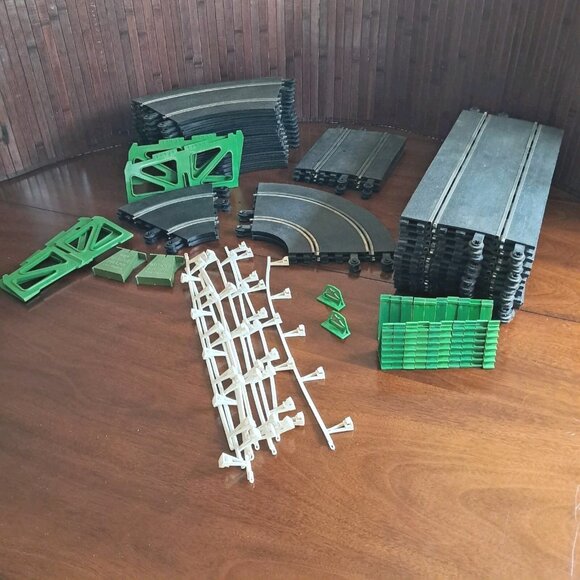 Triang Scalextric Tracks and Accessories Lot-1:32 Slot Car Racing England - Picture 1 of 16